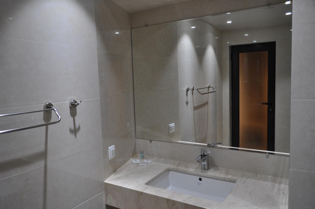 Hotel Тюленово Экстерьер фото